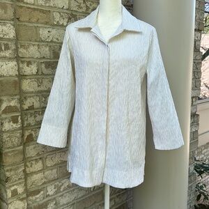 MarlaWynne Lightweight Jacquard Crepe Blouse - Small